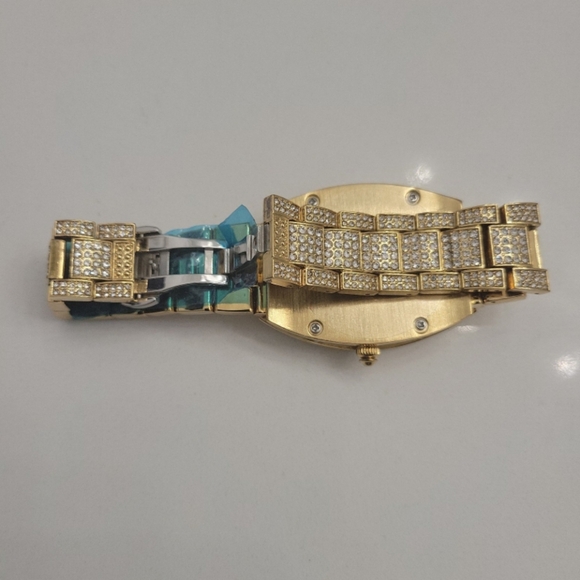 Mens Goldplated Iced Out Simulated Diamond Waterproof Quartz Movement Watch - Picture 12 of 12